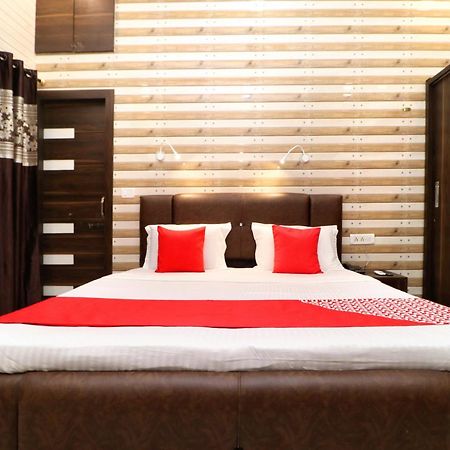 Hotel O Max Dzsálandhár Kültér fotó