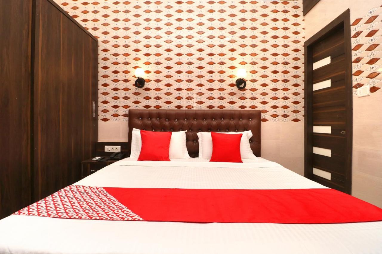 Hotel O Max Dzsálandhár Kültér fotó